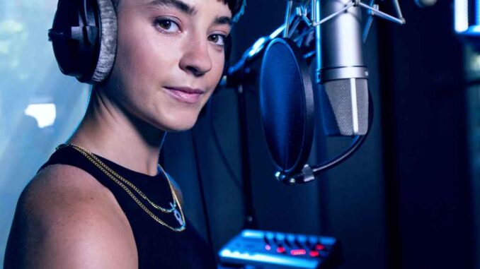 Sofia Tornambene - Tra l'asfalto e le nuvole