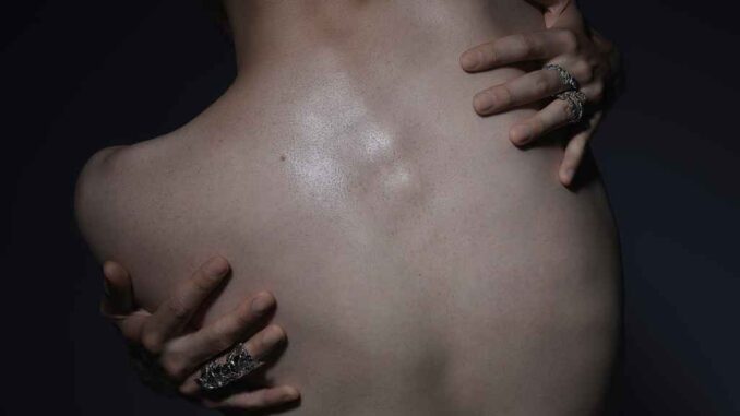 Michele Bravi & Sophie and the Giants - Falene