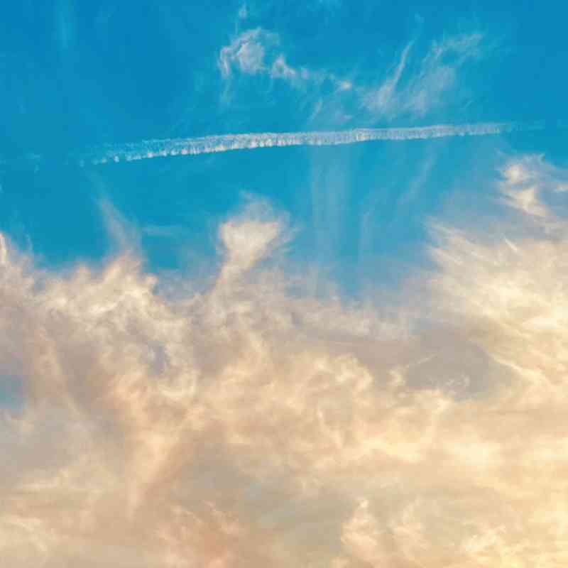 Thirty Seconds To Mars - World On Fire