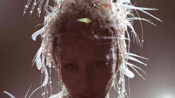 Miley Cyrus - End of the World