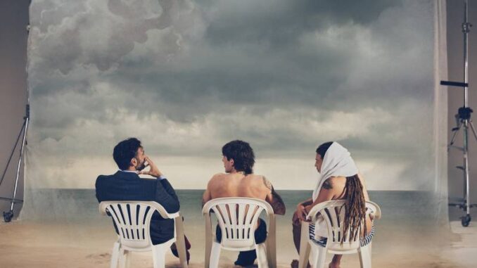 Marco Mengoni feat. Sayf, Rkomi - Sto bene al mare