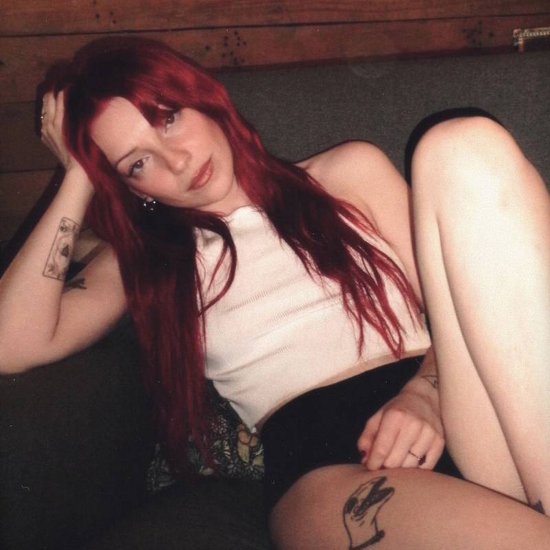 Sophie and the Giants - Loser