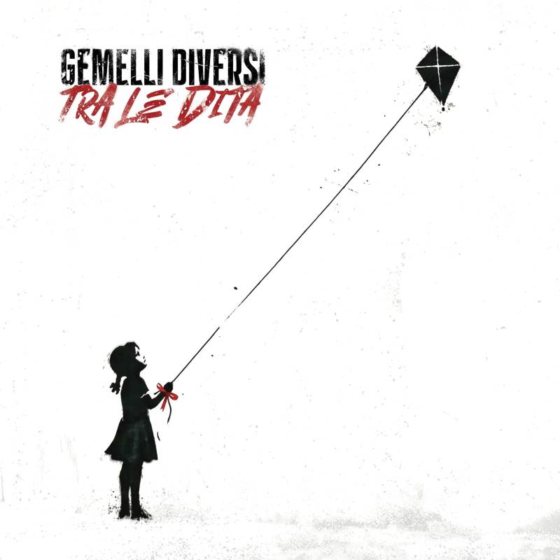 GEMELLI DIVERSI&nbsp;-&nbsp;TRA LE DITA