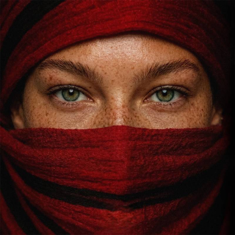 Rhove, Madfingerz&nbsp;-&nbsp;Femmina